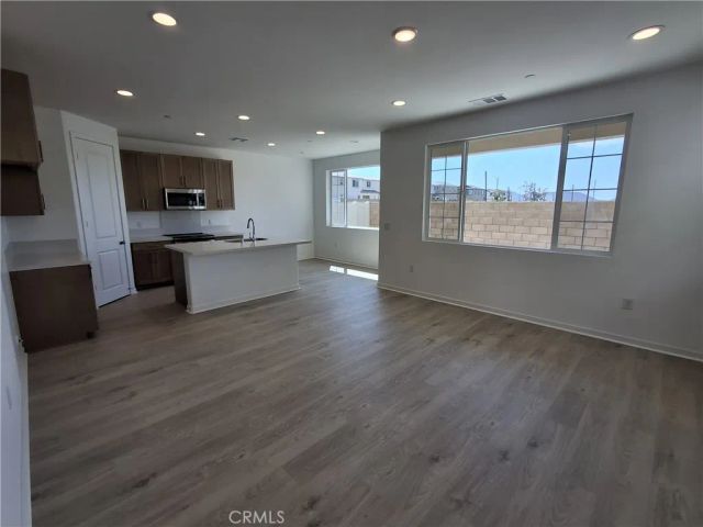 29211 Santa Fe Springs, Winchester, CA 92596