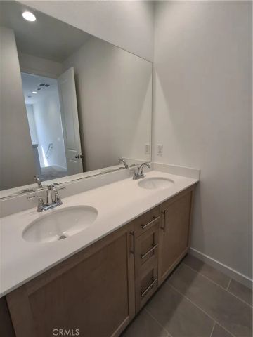 29211 Santa Fe Springs, Winchester, CA 92596