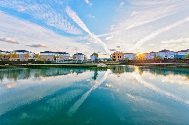 5927 Cottage Grove Lake Drive, Houston, TX 77007