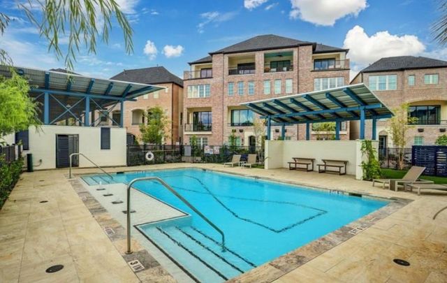 5927 Cottage Grove Lake Drive, Houston, TX 77007