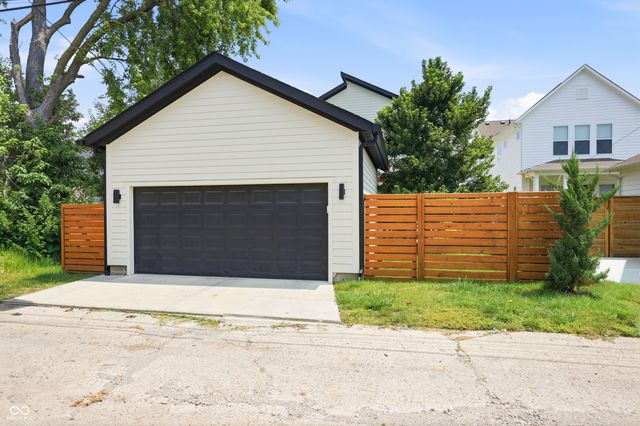 1942 Bellefontaine Street, Indianapolis, IN 46202