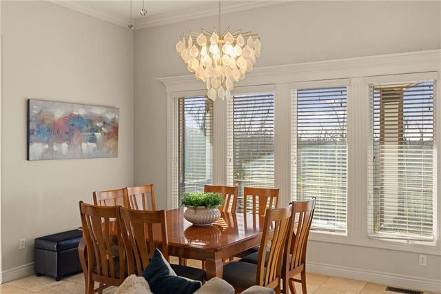 2421 NE Lake Breeze Drive, Lee's Summit, MO 64086