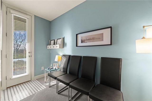 2421 NE Lake Breeze Drive, Lee's Summit, MO 64086