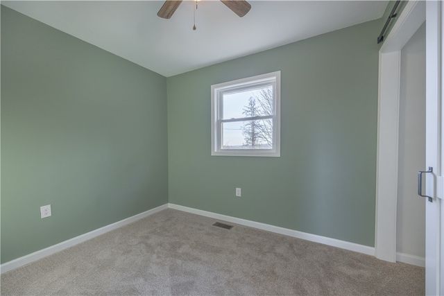 8 Cross Rd, Elmira, NY 14901