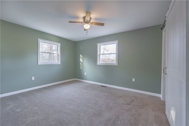 8 Cross Rd, Elmira, NY 14901