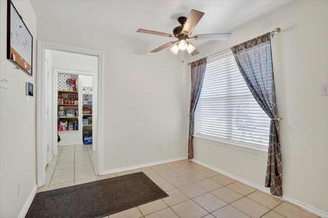 1801 Rayna Drive, Weatherford, TX 76086