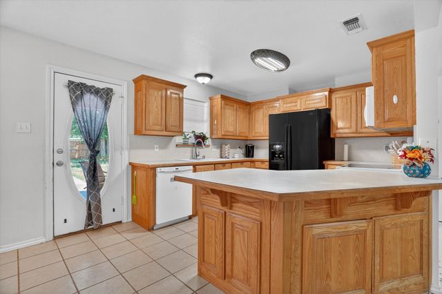 1801 Rayna Drive, Weatherford, TX 76086
