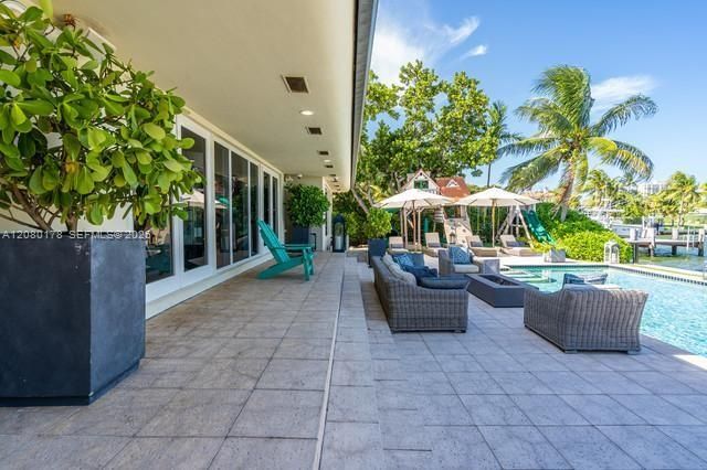 9999 NE 13th Avenue, Miami Shores, FL 33138