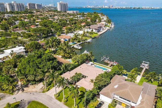 9999 NE 13th Avenue, Miami Shores, FL 33138