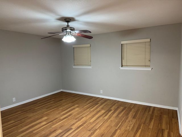 7622 Richmond Avenue, Houston, TX 77063
