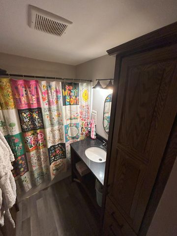 110 4th Street SW, Plainview, MN 55964