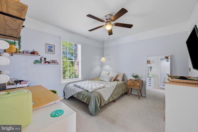 233 CIRCLE RD, Pasadena, MD 21122