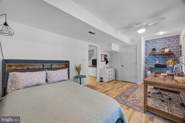 233 CIRCLE RD, Pasadena, MD 21122
