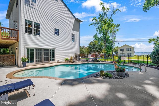 233 CIRCLE RD, Pasadena, MD 21122