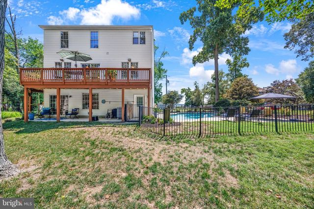 233 CIRCLE RD, Pasadena, MD 21122