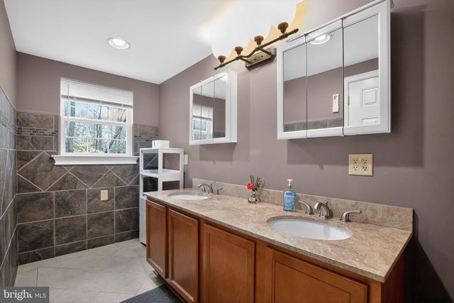 6605 ELLENWOOD DR, La Plata, MD 20646