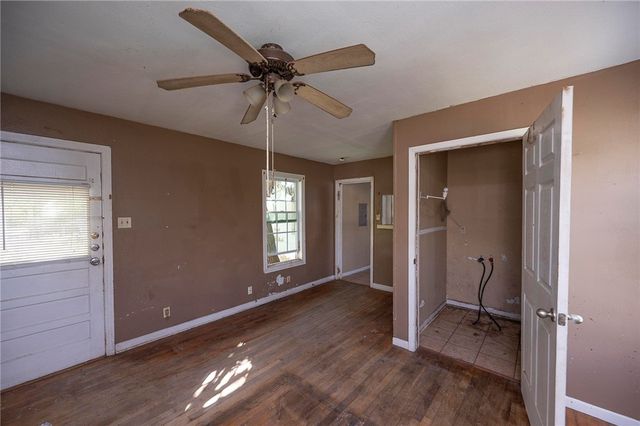 4937 Cosner Dr, Corpus Christi, TX 78415
