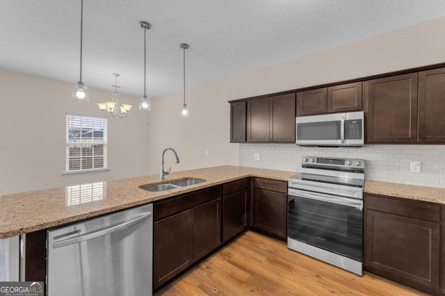 139 W W Winn Avenue, Hinesville, GA 31313