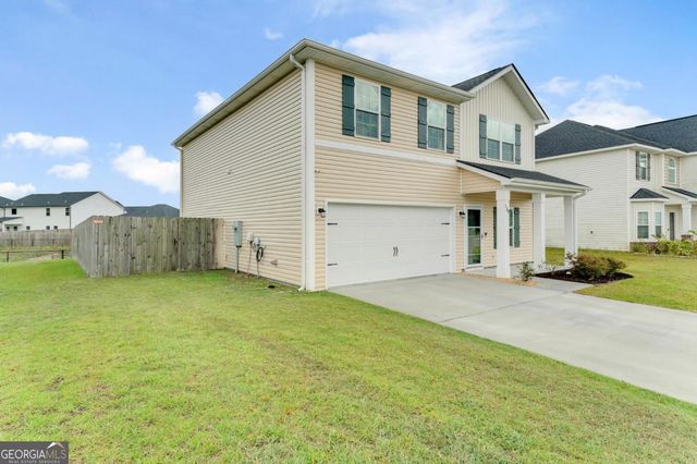 139 W W Winn Avenue, Hinesville, GA 31313