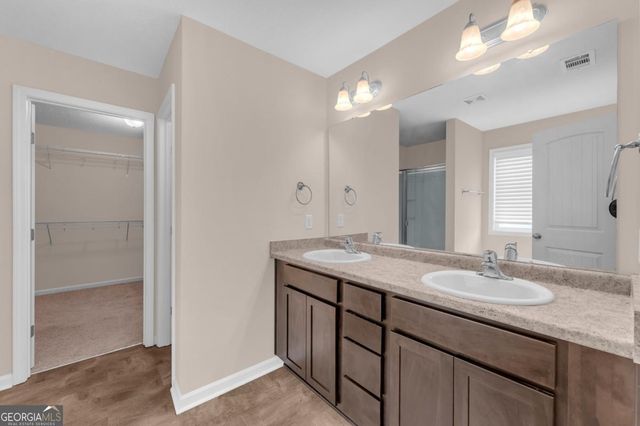 139 W W Winn Avenue, Hinesville, GA 31313