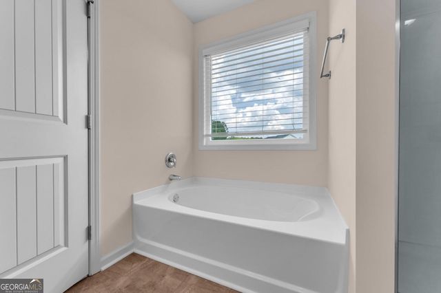 139 W W Winn Avenue, Hinesville, GA 31313