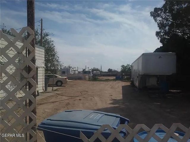 8644 Holmsley Trail, El Paso, TX 79907