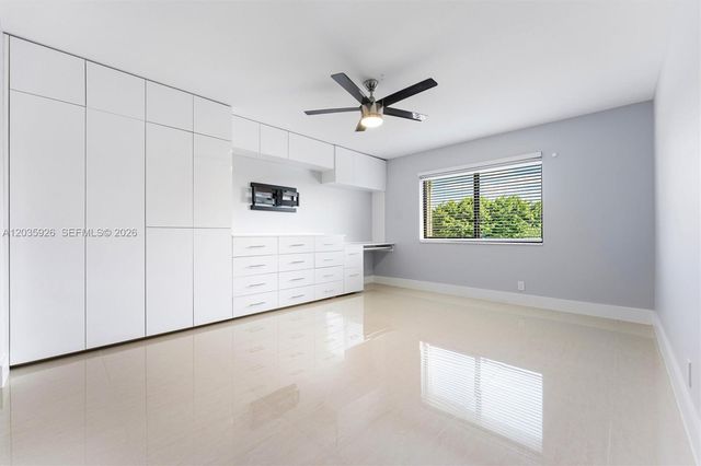 16451 Blatt Blvd 201, Weston, FL 33326