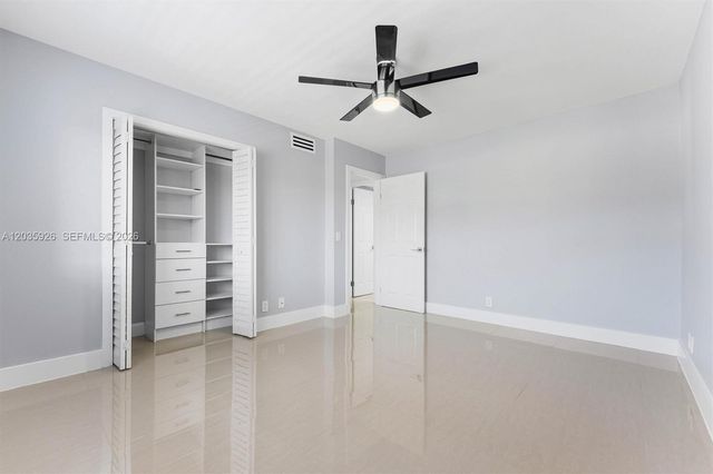16451 Blatt Blvd 201, Weston, FL 33326