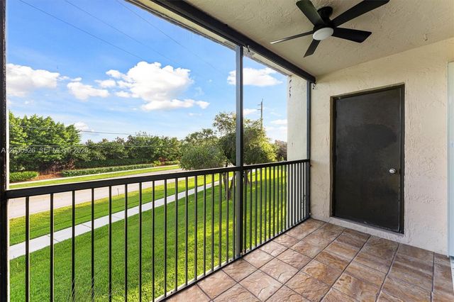 16451 Blatt Blvd 201, Weston, FL 33326