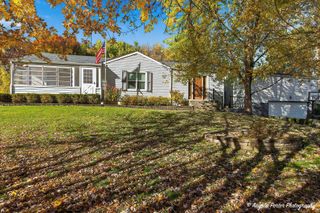 37048 N Lawrence Drive, Lake Villa, IL 60046