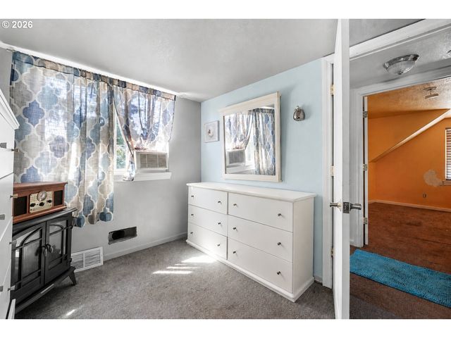 7005 Se 66TH Ave, Portland, OR 97206