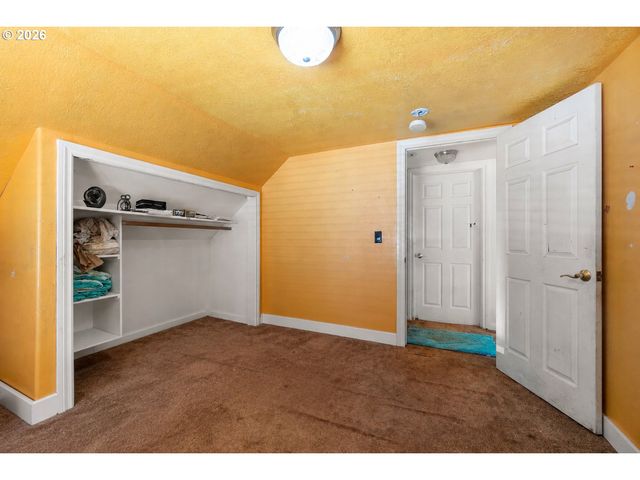 7005 Se 66TH Ave, Portland, OR 97206