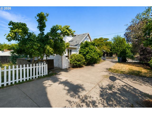 7005 Se 66TH Ave, Portland, OR 97206