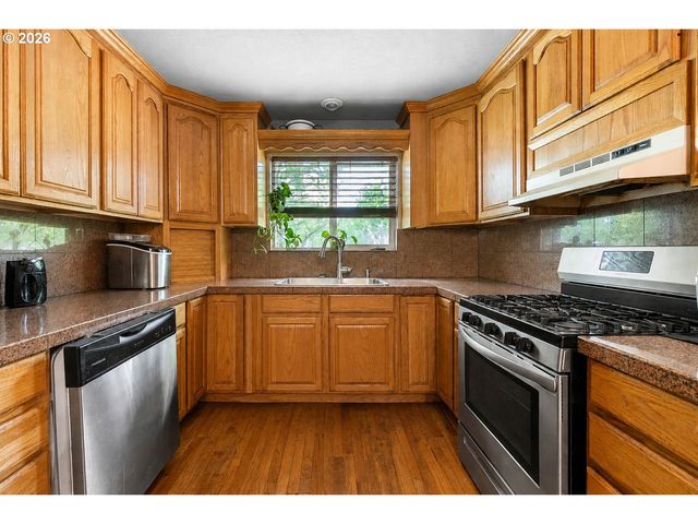 7005 Se 66TH Ave, Portland, OR 97206