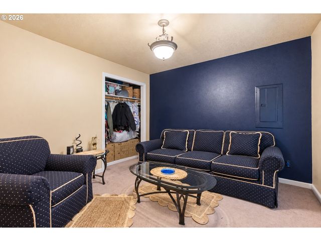 7005 Se 66TH Ave, Portland, OR 97206