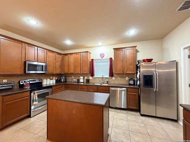 12642 POINT SMT, San Antonio, TX 78253