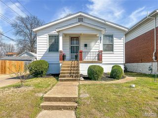 4359 Toenges Avenue, St Louis, MO 63116