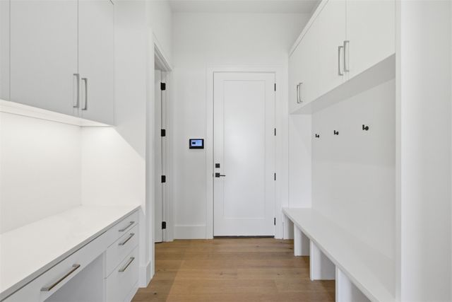 9855 Kingsway Avenue, Dallas, TX 75230