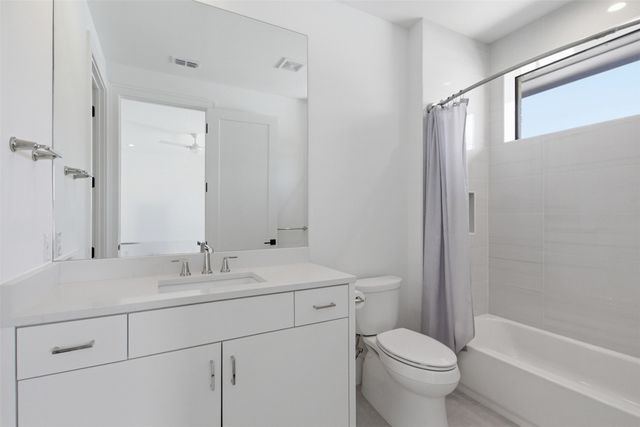 9855 Kingsway Avenue, Dallas, TX 75230