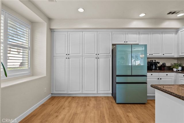 28354 Santa Rosa Lane, Saugus, CA 91350