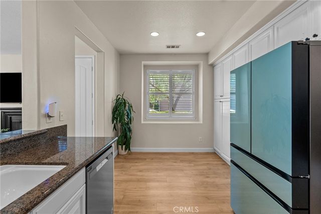 28354 Santa Rosa Lane, Saugus, CA 91350