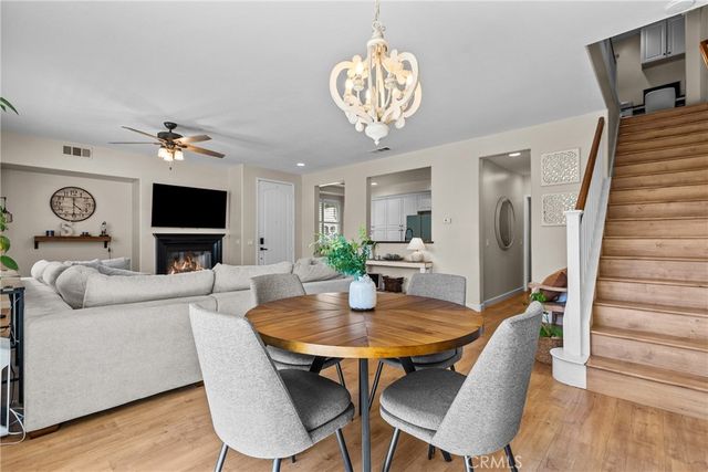 28354 Santa Rosa Lane, Saugus, CA 91350