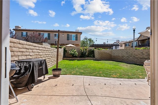 28354 Santa Rosa Lane, Saugus, CA 91350