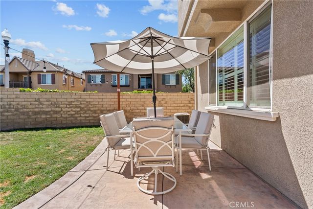 28354 Santa Rosa Lane, Saugus, CA 91350