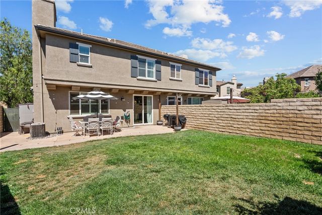 28354 Santa Rosa Lane, Saugus, CA 91350