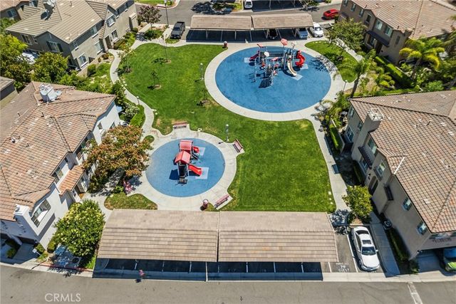 28354 Santa Rosa Lane, Saugus, CA 91350