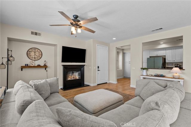 28354 Santa Rosa Lane, Saugus, CA 91350