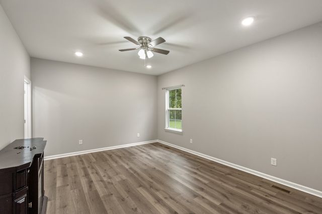 420 Durrett St, Springfield, TN 37172