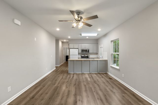 420 Durrett St, Springfield, TN 37172
