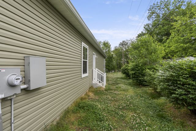 420 Durrett St, Springfield, TN 37172